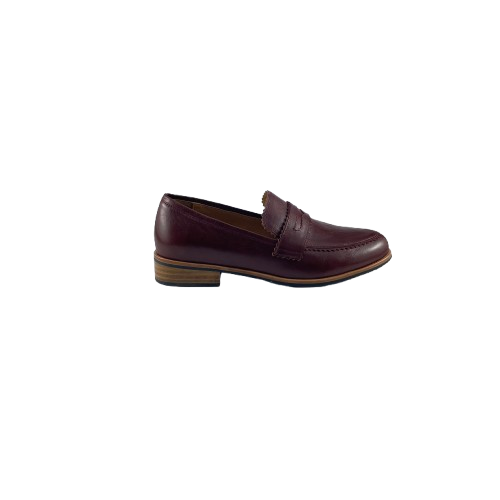 Django and Juliette Lastarr Burgundy Leather Loafer