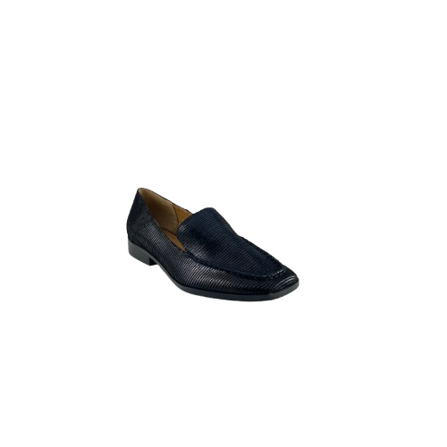 Eos Daylan Black Loafer